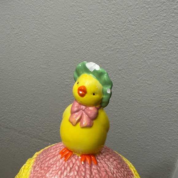 Vibrant Ceramic Egg with Chick Lid - Picture 2 of 4